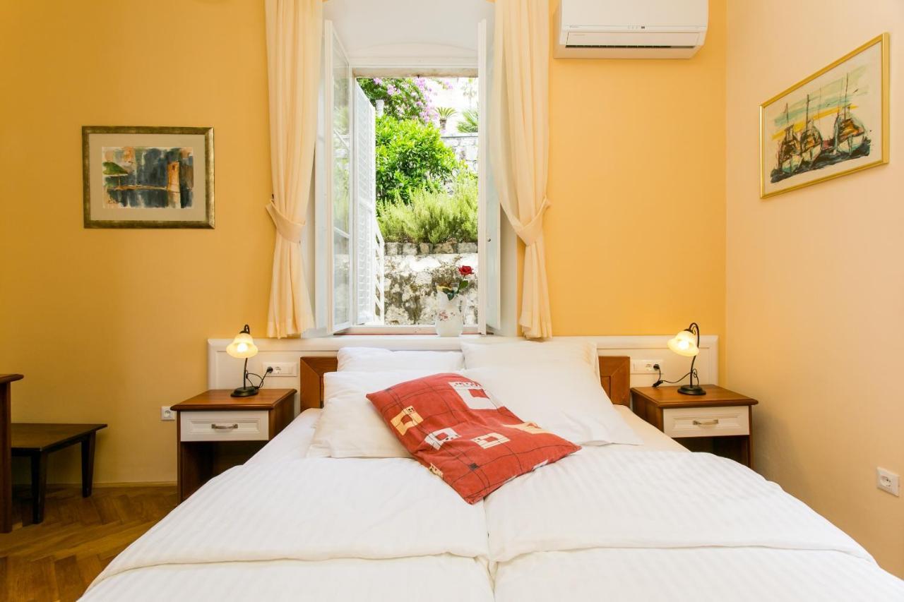 Rooms Posat Ragusa Esterno foto