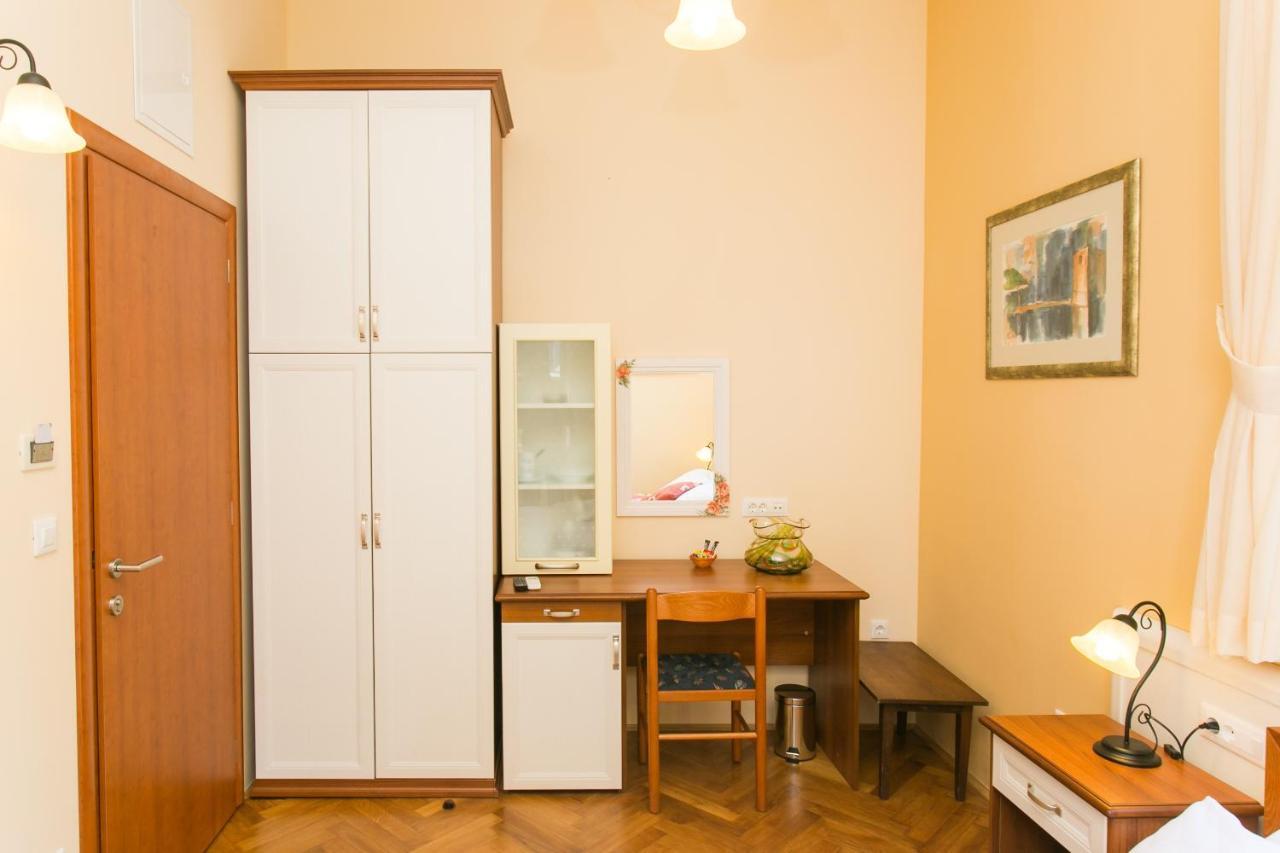 Rooms Posat Ragusa Esterno foto